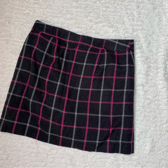 Loft woman’s plaid pink/ black/ gray buttons skirt 8P - Picture 3 of 5